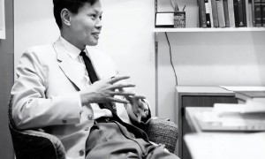 原创 
            翁帆没想到，人情世故、江湖地位在杨振宁告别仪式上体现淋漓尽致