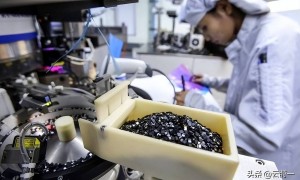 让中国光刻机“变成废铁”，日本对华下狠手，外媒：比美国人还绝