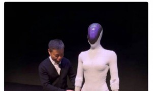 港股“子”曰 | 小鹏的大招 连马斯克看了都眼红