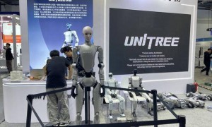 王兴兴任宇树科技董事长，回应新款人形机器人长得吓人